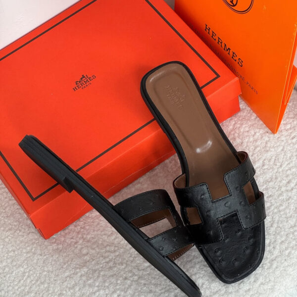 HERMES BLACK SANDAL ZEZ/003